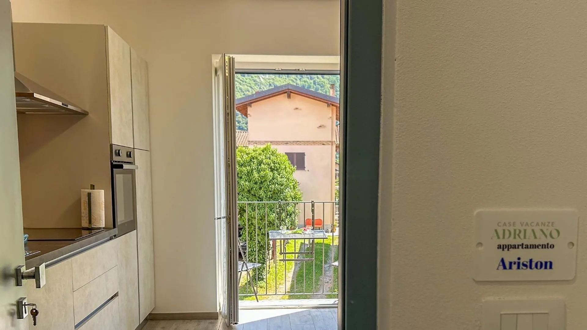 Apartament Ariston Colico Włochy